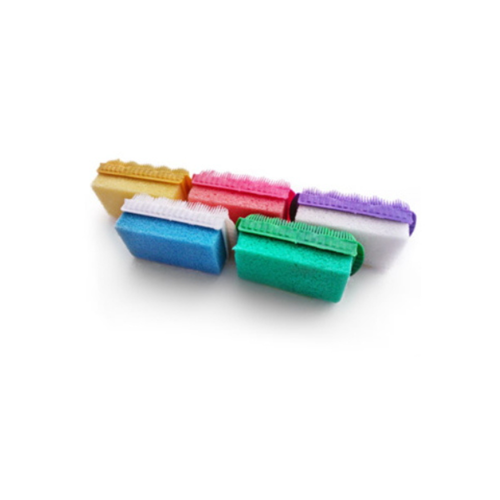 Bürste mit Bimsstein – 8x4x2,5cm