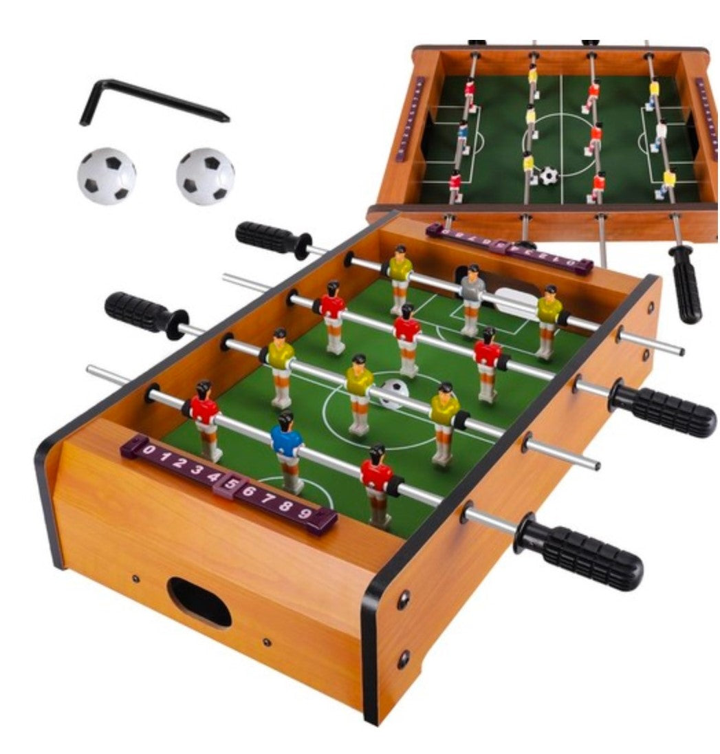 Kompakter Tischfußball – Spaß für Groß und Klein!