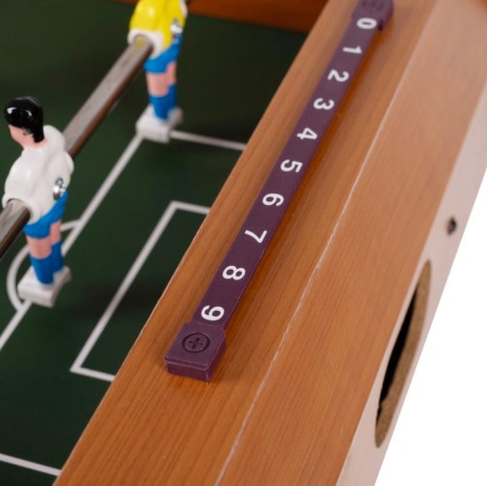 Kompakter Tischfußball – Spaß für Groß und Klein!